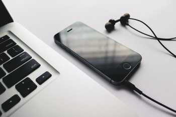 earbuds