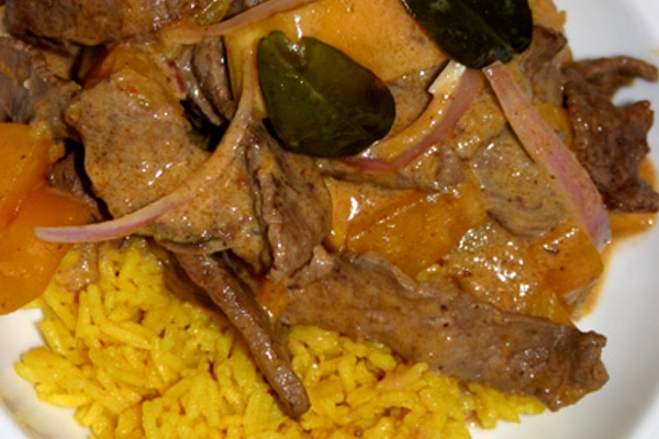 thai red curry beef with pumpkin